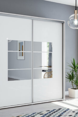 Šatní skříň Ska A02 v bílé barvě s posuvnými dveřmi