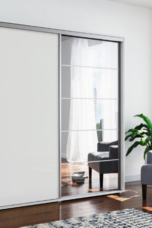 Bílá šatní skříň Ska A21 XL s posuvnými dveřmi