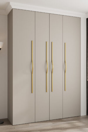 Šatní skříň Como 2 v kašmírovém odstínu se zlatými úchyty