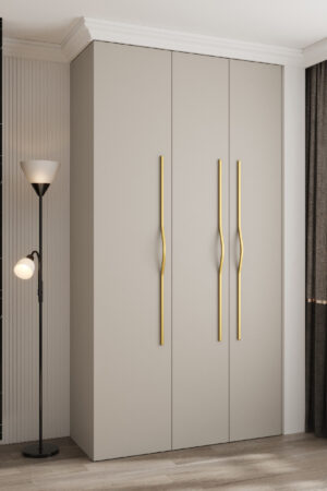 Šatní skříň Como 2 v kašmírové barvě s úchyty v zlaté barvě