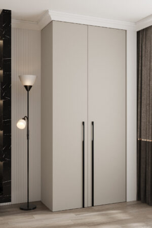 Šatní skříň Como 3 s kašmírovým korpusem a černými úchyty.