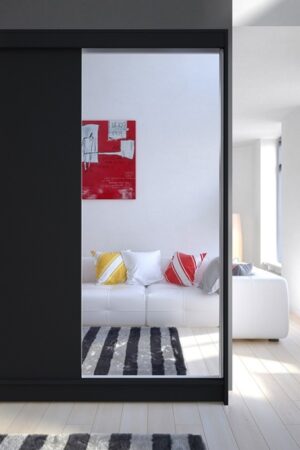 Černá šatní skříň SVEZIA I se zrcadlem